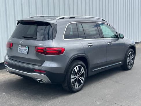 Used 2026 Mercedes-Benz GLB 250 4MATIC image 6