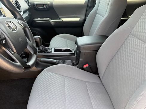 Used 2023 Toyota Tacoma SR w/ SR Convenience Package RWD image 9