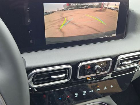 New 2026 Nissan Sentra SR w/ Floor Mat Package FWD image 24
