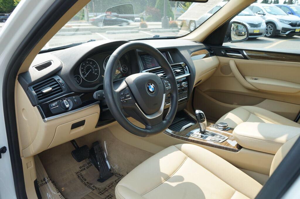 Used 2016 BMW X3 xDrive28i AWD/4WD image 12