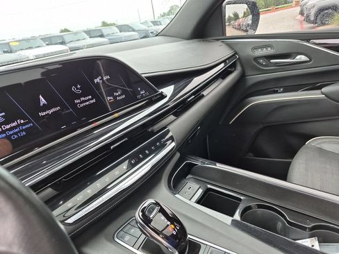 Used 2023 Cadillac Escalade Sport w/ Touring Package AWD/4WD image 28
