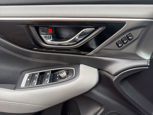 Used 2020 Subaru Outback Limited w/ Popular Package #2 image 12