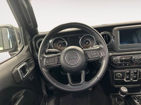 Used 2021 Jeep Wrangler Unlimited Sport AWD/4WD image 12