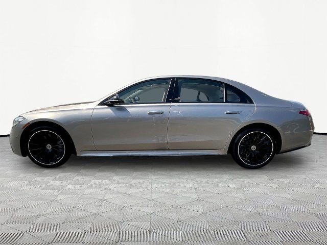 Used 2023 Mercedes-Benz S 500 4MATIC image 4