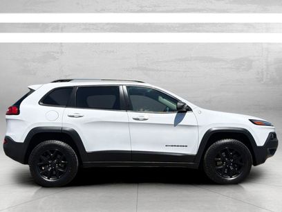 Used 2017 Jeep Cherokee Trailhawk