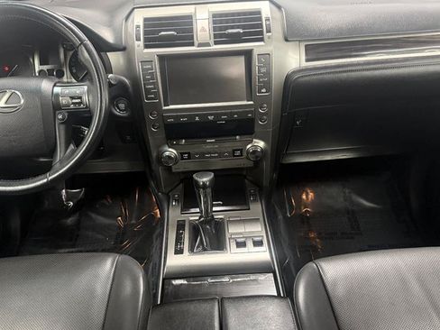 Used 2017 Lexus GX 460 w/ Navigation Package AWD/4WD image 9