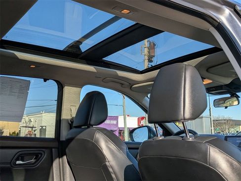 Used 2023 Nissan Rogue SV w/ SV Premium Package image 21