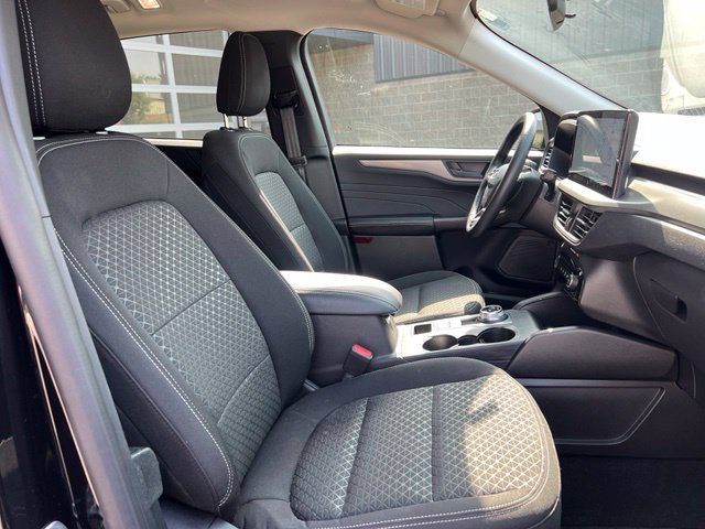 Used 2024 Ford Escape Active w/ Tech Pack #1 AWD/4WD image 10