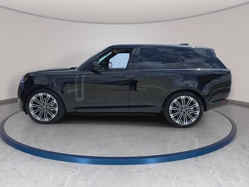 Certified 2025 Land Rover Range Rover SE AWD/4WD image 8