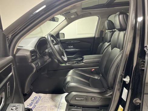 Used 2023 Honda Pilot Touring image 21