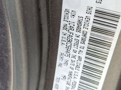 Used 2019 Jeep Grand Cherokee Laredo AWD/4WD image 33