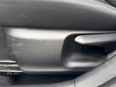 Used 2024 Toyota Corolla LE image 18