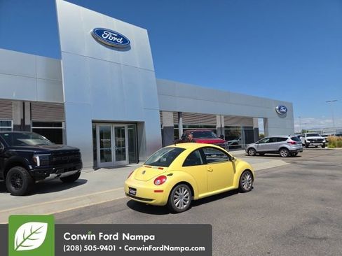 Used 2008 Volkswagen Beetle S FWD image 6