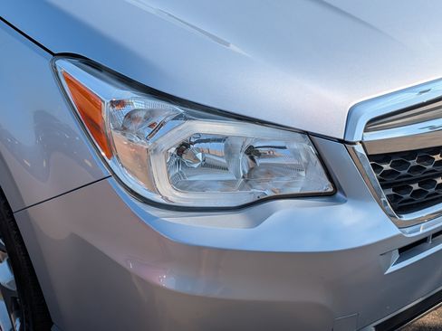 Used 2015 Subaru Forester 2.5i Touring w/ Eyesight & Navigation System AWD/4WD image 16