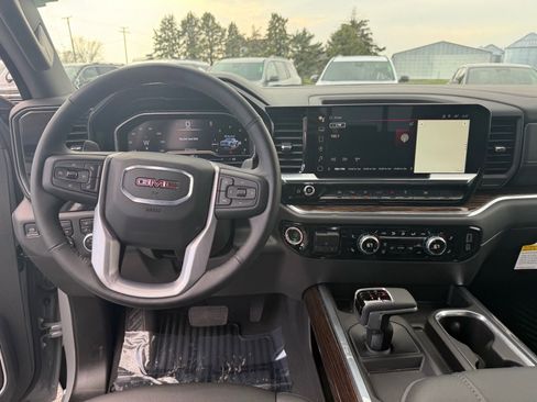 Used 2024 GMC Sierra 1500 Elevation w/ Elevation Premium Package image 14