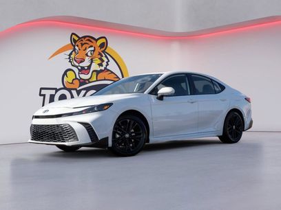 Used 2025 Toyota Camry SE