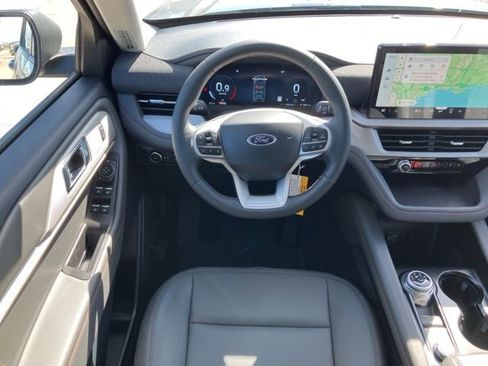 New 2026 Ford Explorer Active w/ Active Comfort Package image 25