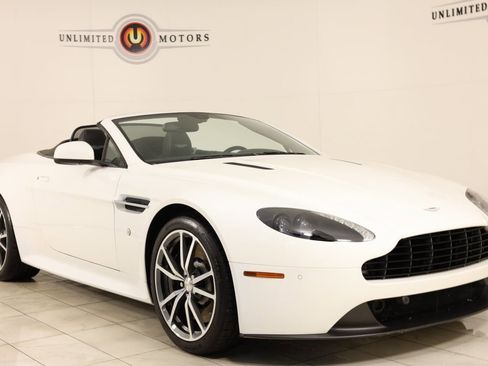 Used 2016 Aston Martin V8 Vantage GT image 39