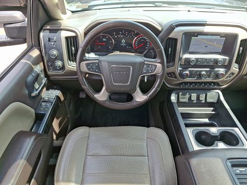 Used 2016 GMC Sierra 2500 Denali w/ Duramax Plus Package image 11