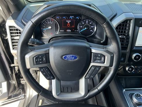 Used 2021 Ford Expedition XLT RWD image 29