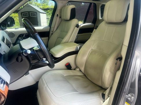 Used 2020 Land Rover Range Rover HSE AWD/4WD image 12