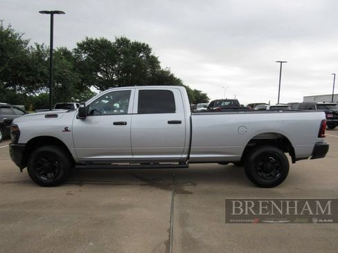 Used 2026 RAM 2500 Tradesman AWD/4WD image 7