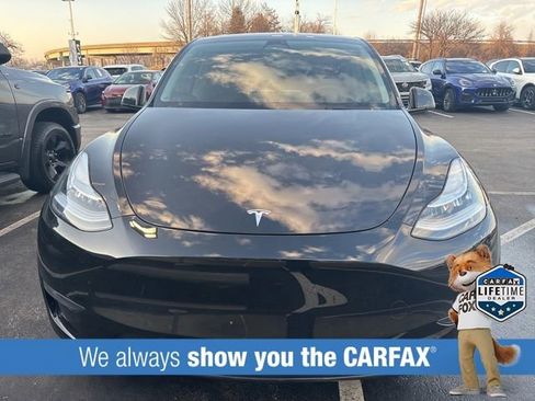 Used 2023 Tesla Model Y Long Range image 2