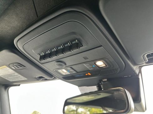 Used 2022 Ford Bronco Badlands image 30