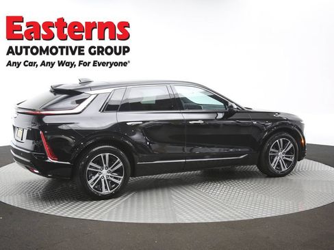 Used 2025 Cadillac Lyriq Luxury AWD/4WD image 44