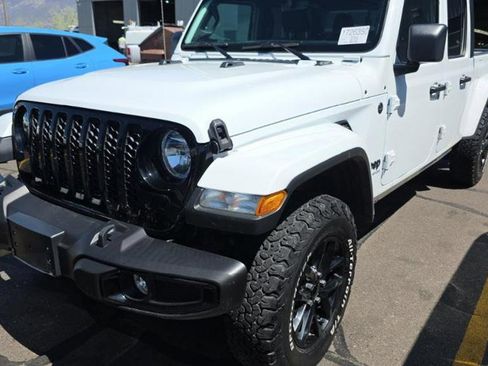 Used 2022 Jeep Gladiator Sport AWD/4WD image 5