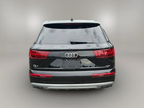 Used 2017 Audi Q7 2.0T Premium AWD/4WD image 4