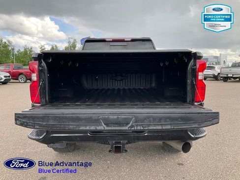 Used 2021 Chevrolet Silverado 2500 LT w/ Midnight Edition AWD/4WD image 22