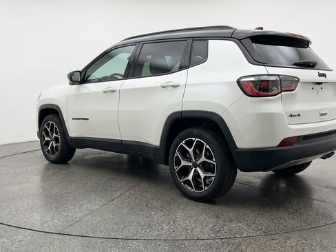 Used 2025 Jeep Compass Limited AWD/4WD image 6