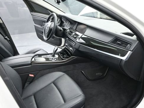 Used 2013 BMW 528i Sedan image 22