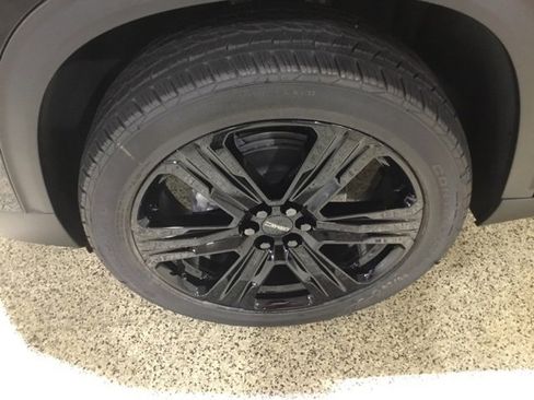 New 2026 GMC Acadia Elevation w/ Black Edition image 10