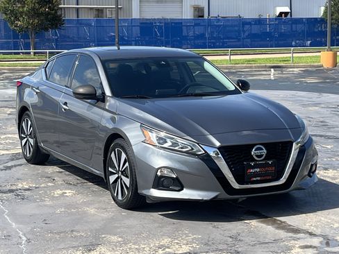 Used 2022 Nissan Altima 2.5 SL FWD image 3