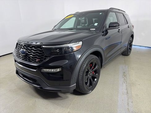 Used 2020 Ford Explorer ST w/ ST Street Pack image 3
