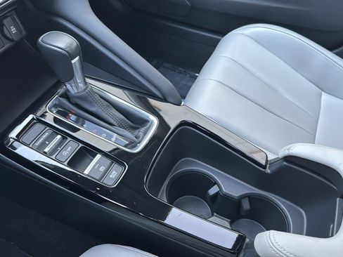 Used 2024 Acura Integra FWD image 30