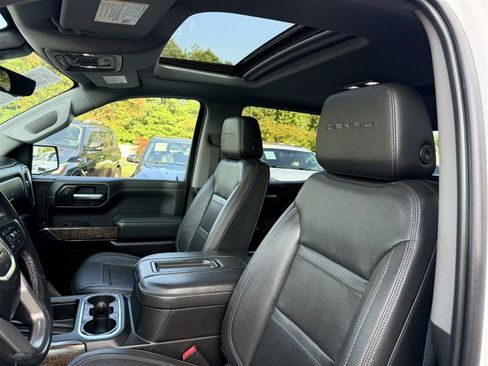 Used 2020 GMC Sierra 1500 Denali w/ Denali Ultimate Package AWD/4WD image 27