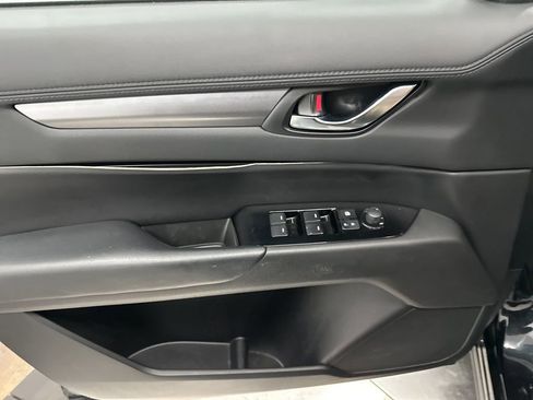 Used 2019 MAZDA CX-5 Touring image 12