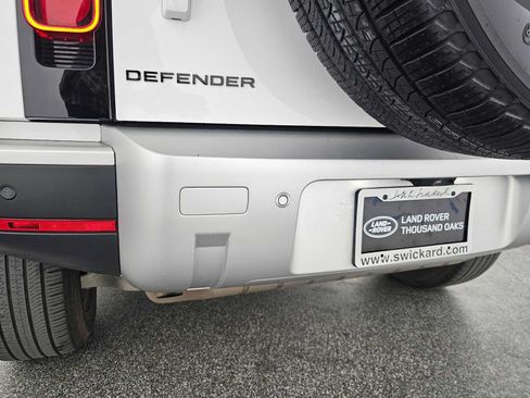 Used 2023 Land Rover Defender 110 S AWD/4WD image 13