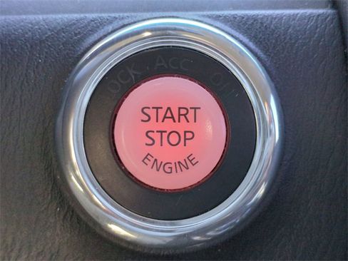 Used 2017 Nissan Armada SV image 26