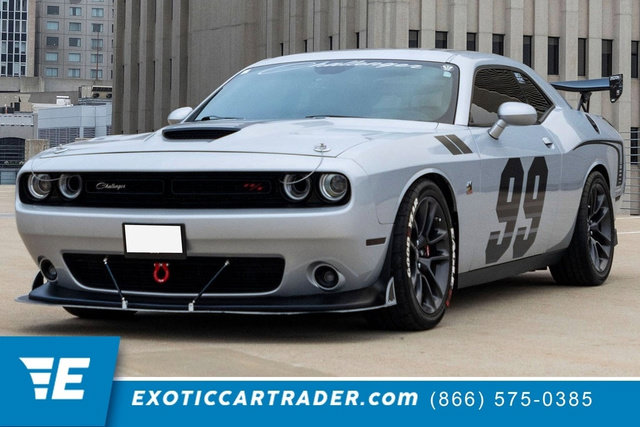 Used 2021 Dodge Challenger R/T Scat Pack RWD image 1