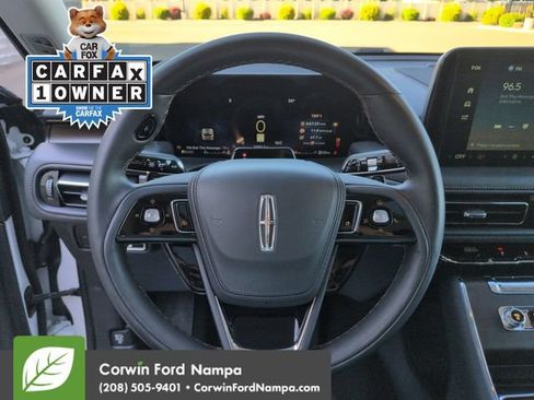 Used 2025 Lincoln Aviator Reserve w/ Equipment Group 201A AWD/4WD image 14