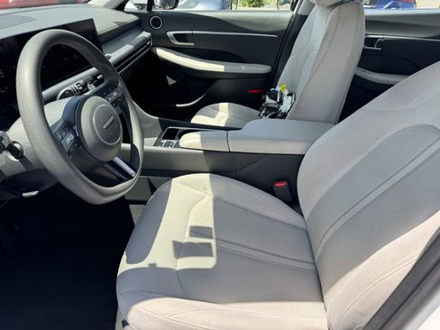 Used 2024 Hyundai Sonata SEL FWD image 14