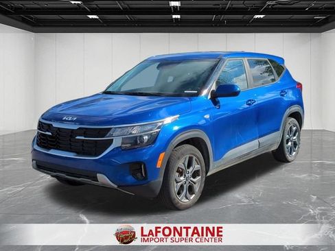 Certified 2024 Kia Seltos LX AWD/4WD image 1