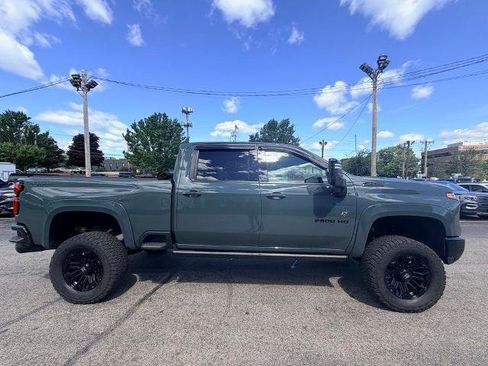 Used 2025 Chevrolet Silverado 2500 LTZ w/ Trail Boss Package AWD/4WD image 8