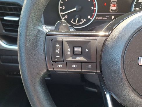 Used 2023 Nissan Rogue SV AWD/4WD image 20
