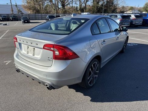 Used 2017 Volvo S60 T5 Dynamic image 23