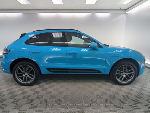 Certified 2023 Porsche Macan Turbo AWD/4WD image 8